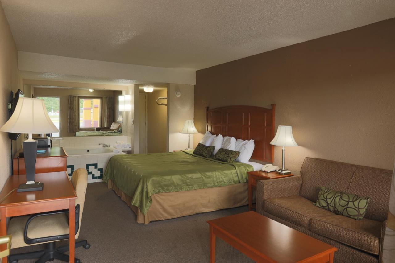 Motel Travelers