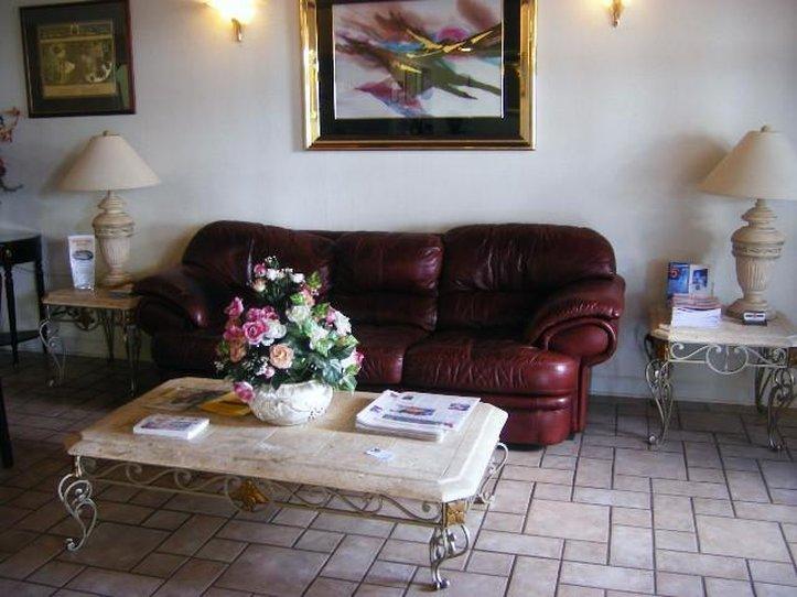 Travelers Elizabethton